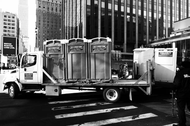 Best Emergency porta potty rental  in Elburn, IL